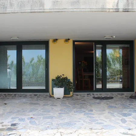 Apartment Stramare
